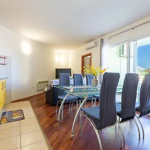 Nika Aparment With Large Balcony And Bbq Apartament Zadar